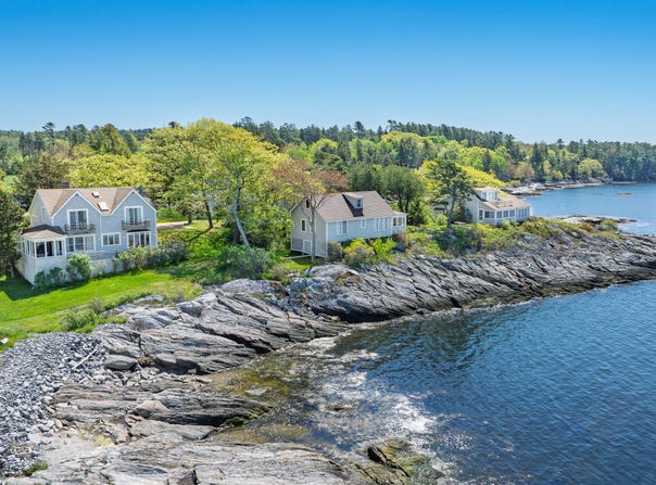 65 Shell Road, Phippsburg, ME 04562
