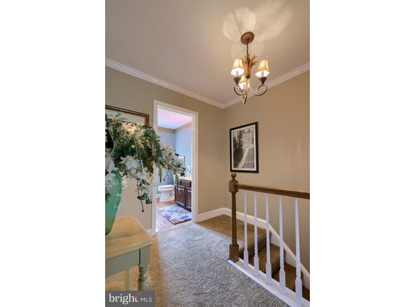 15 SUNRISE DRIVE, LITITZ, PA 17543