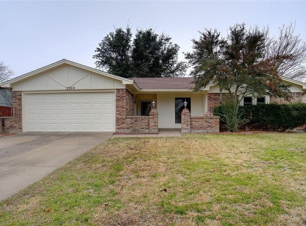 2309 Wilmer Drive, Grand Prairie, TX 75052