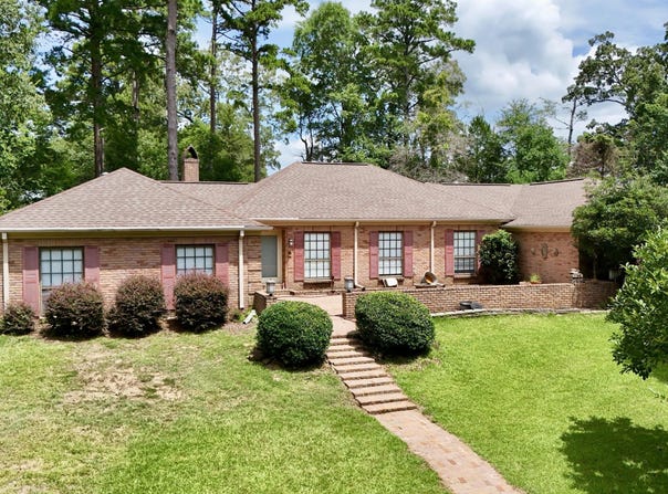 307 Longwood Drive, Clinton, MS 39056
