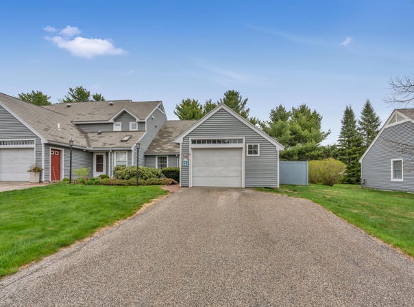 23 Winterberry Court, Cumberland, ME 04021