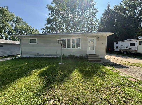 107 Chicago Street, Waterloo, IA 50701