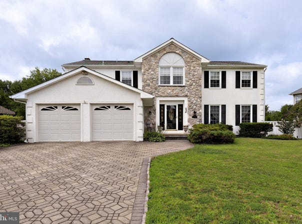 109 RABBIT RUN ROAD, SEWELL, NJ 08080