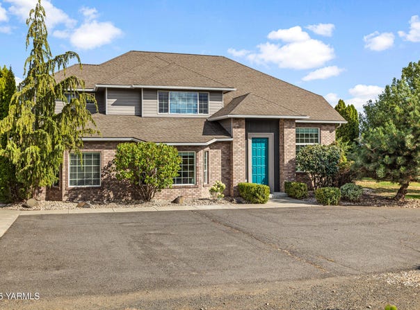 11401 Amber Crest Pl, Yakima, WA 98908