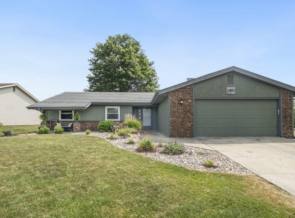 2802 Arch Tree Place, Fort Wayne, IN 46815-6284