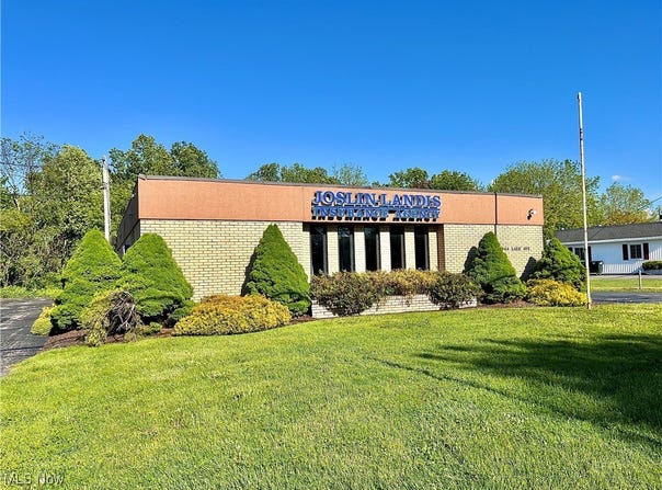 944 Lake Avenue, Ashtabula, OH 44004