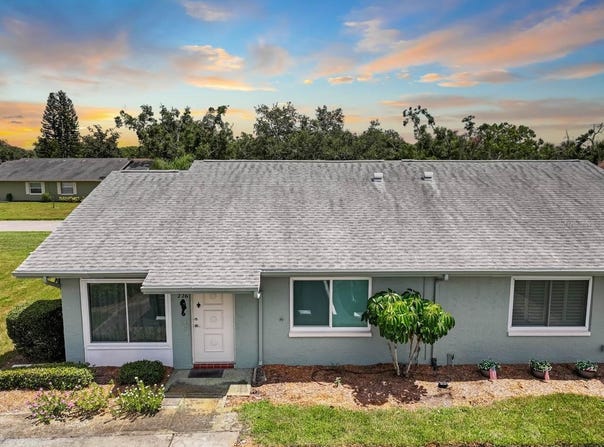 226 GLOUCESTER BOULEVARD, SUN CITY CENTER, FL 33573