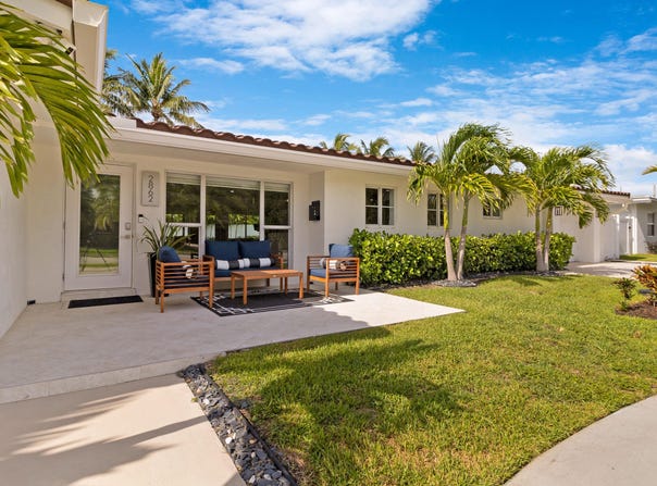2862 NE 35th Court, Lighthouse Point, FL 33064