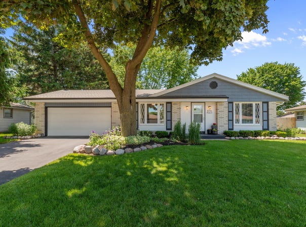 W243n6613 Oxford Rd, Sussex, WI 53089