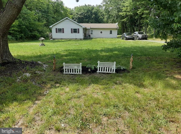 1671 CENTRAL CHURCH ROAD, DOVER, DE 19904
