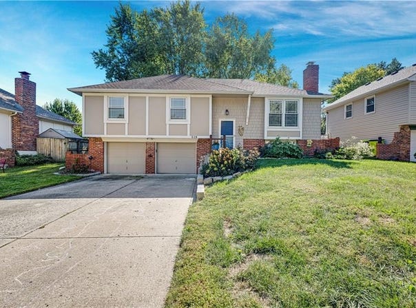 519 Mark Lane, Belton, MO 64012