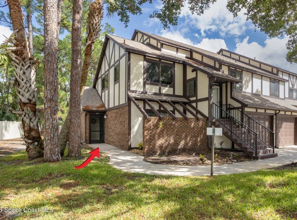 837 Greenwood Manor Circle, West Melbourne, FL 32904