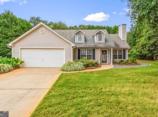 2042 Big Cypress Lane, Locust Grove, GA 30248