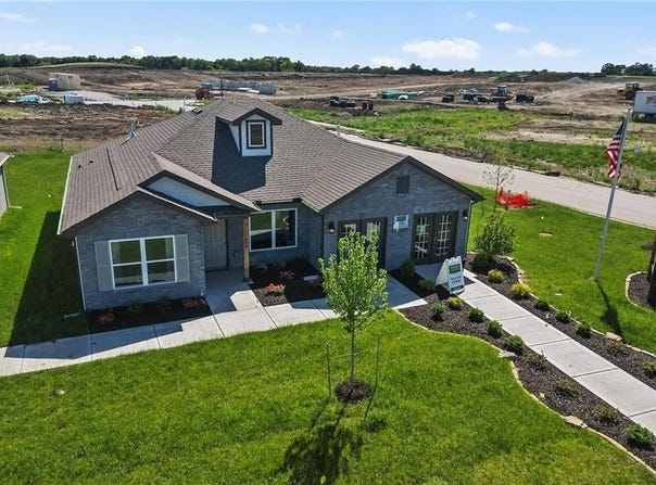 37838 W 208th Terrace, Edgerton, KS 66021