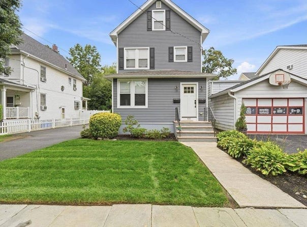 44 Clinton St, Bloomfield, NJ 07003