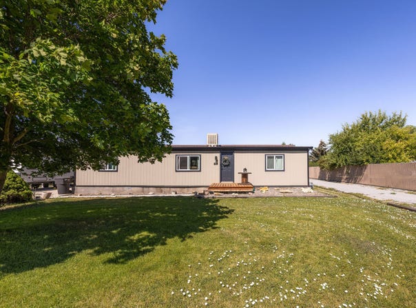 20105 N 5000 W, Plymouth, UT 84330