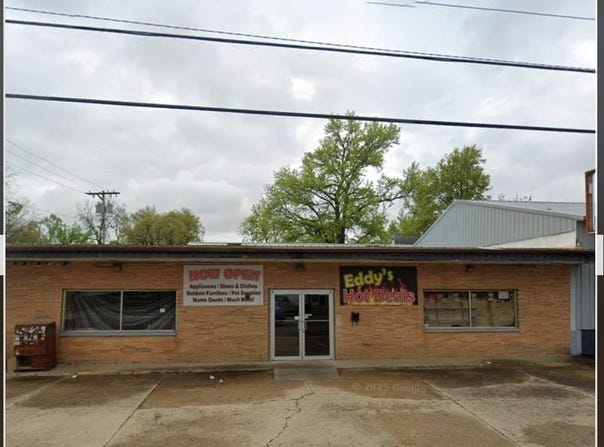 1106 E ASH Street, Springfield, IL 62703
