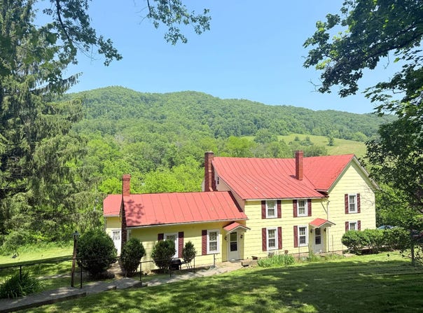 12509 Sam Snead Hwy, Warm Springs, VA 24484