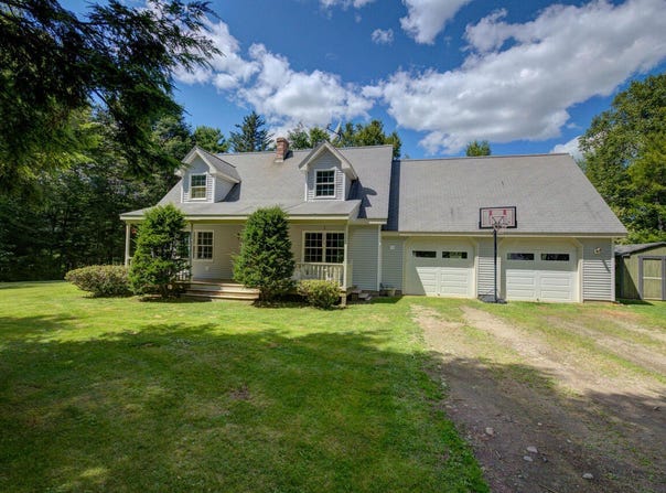 146 Lower Round Pond Road, Bristol, ME 04539