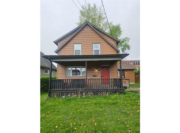 57 Interstate Parkway, Bradford City, PA 16701