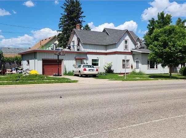 625 2nd Avenue NE, Staples, MN 56479