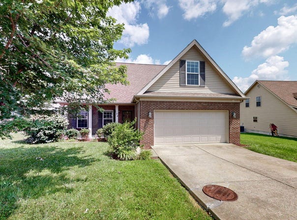 194 Shinnecock Hills Drive, Georgetown, KY 40324