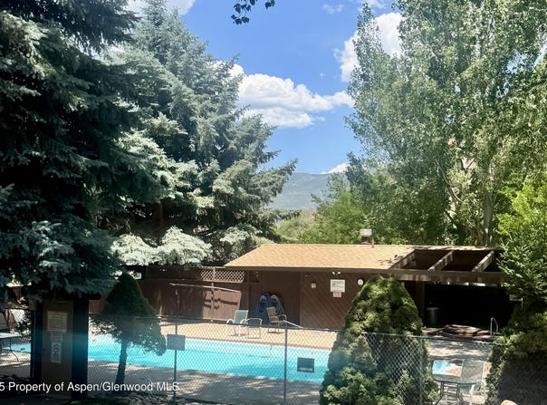 1300 Mt Sopris Drive, Glenwood Springs, CO 81601