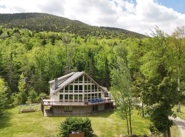 9977 NYS Rt 9N, Keene, NY 12942
