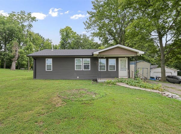 486 Sweeney Lane, Bowling Green, KY 42101