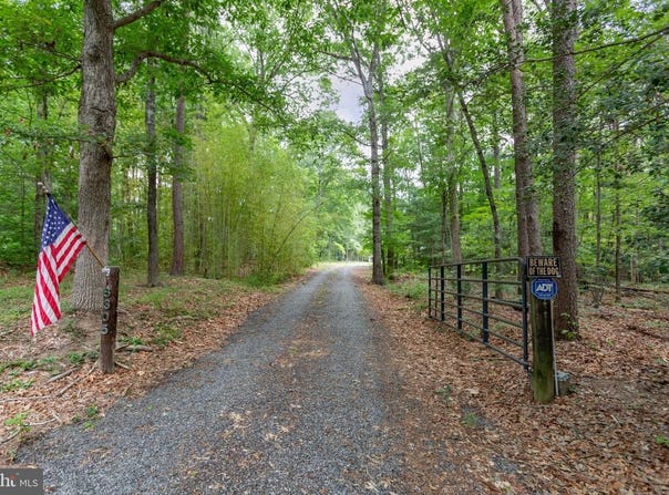 8305 OLD PLANK RD, FREDERICKSBURG, VA 22407