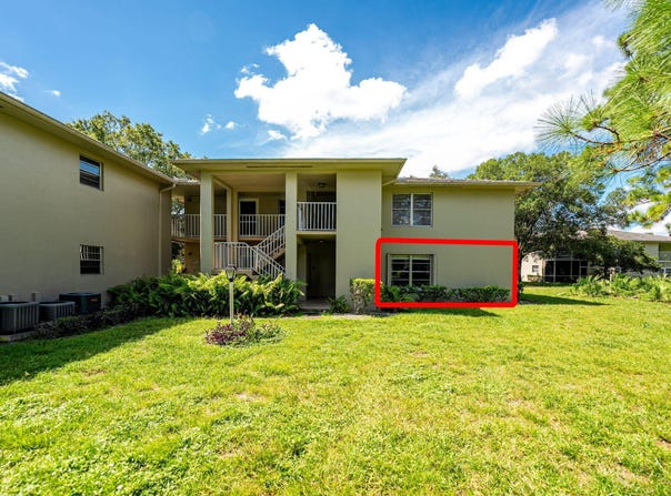11 Lake Vista Trail, Port Saint Lucie, FL 34952