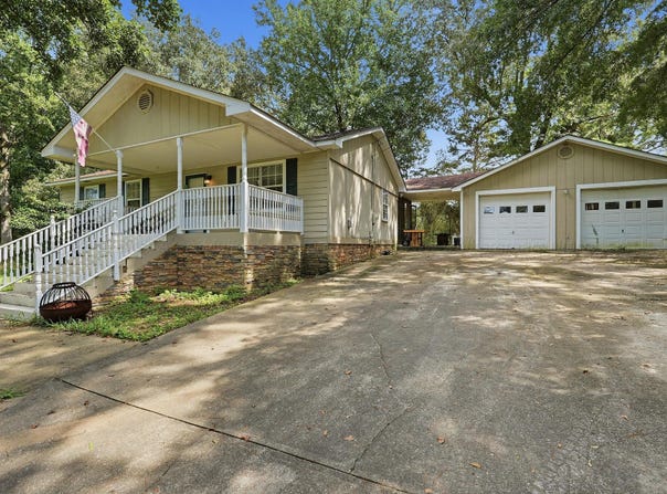 6432 THORNTON Ln, Bessemer, AL 35020