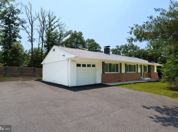 10699 HARDING ROAD, LAUREL, MD 20723