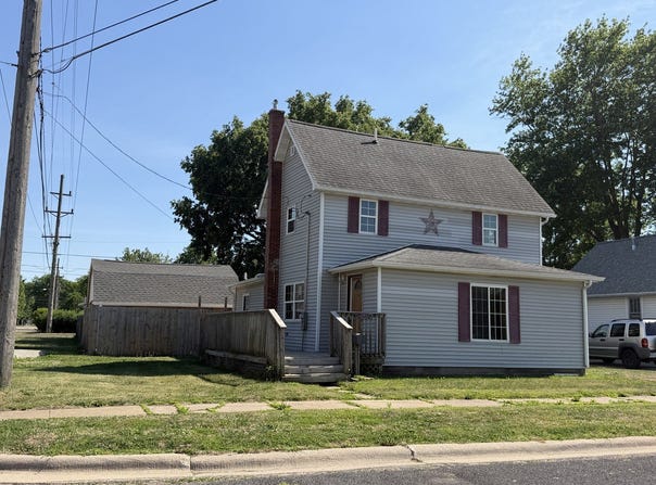 414 E 8th Street, Rock Falls, IL 61071
