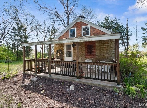 3565 Kk Road, Waterloo, IL 62298