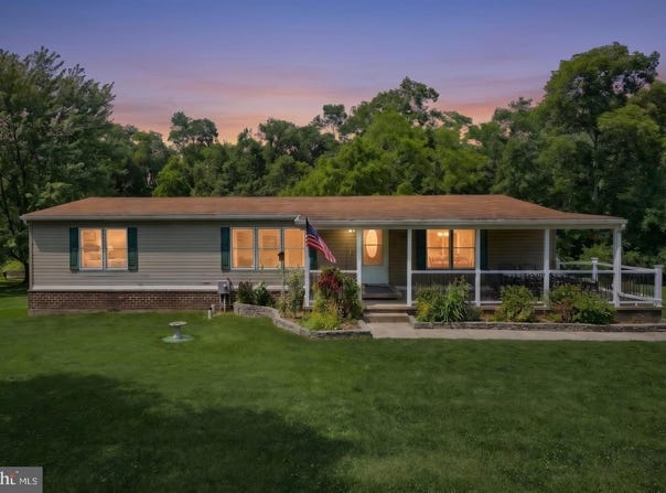 105 WEIRE Road, YORK, PA 17404