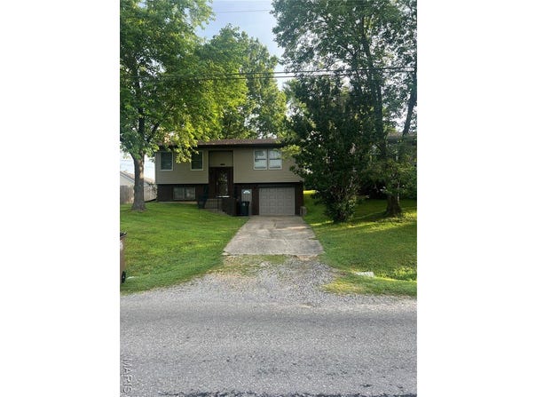 1912 New Madrid Street, Cape Girardeau, MO 63701