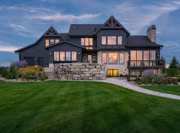 9458 WARNER Road, WINNECONNE, WI 54986
