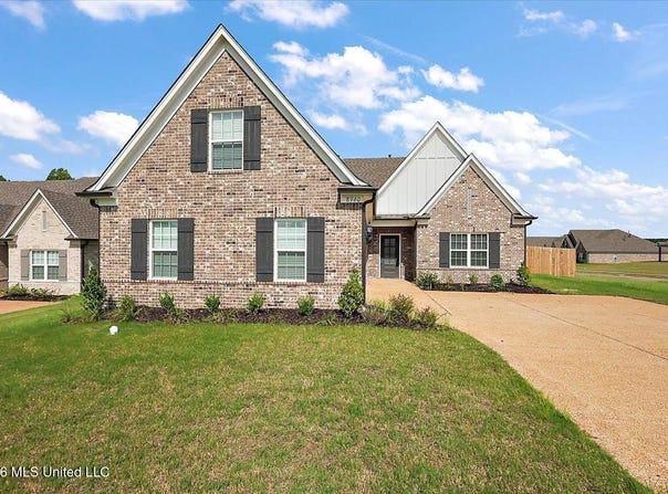 8960 Acorn Lane, Southaven, MS 38672