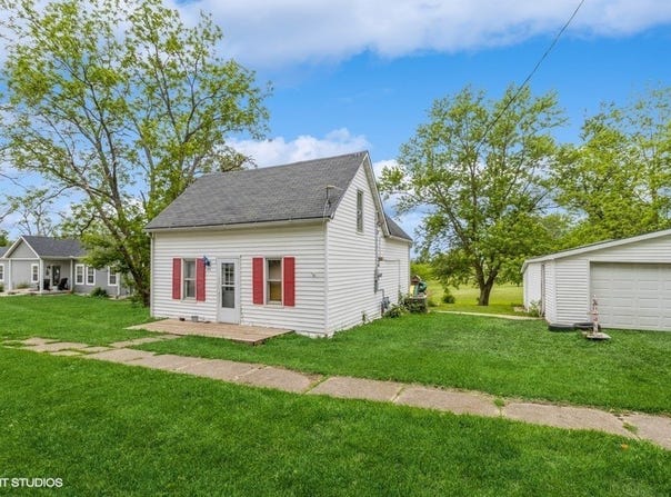 201 Main Street, New Virginia, IA 50210