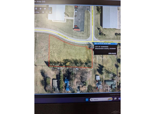 S Bridgeview Road, Saginaw, MI 48604