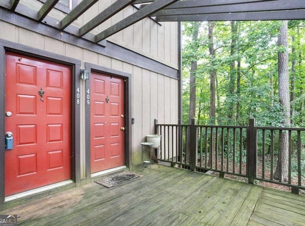 408 River Run, Sandy Springs, GA 30350