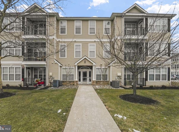 59 KYLE Way, EWING, NJ 08628