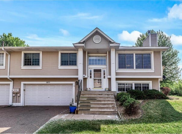 1977 Granite Avenue N, Oakdale, MN 55128