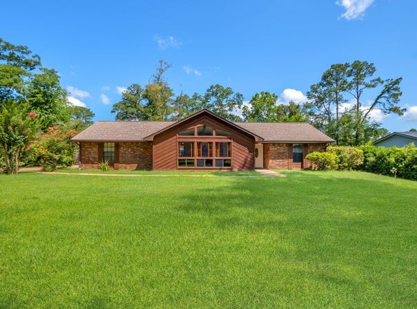 4054 Mcleod Drive, Tallahassee, FL 32303