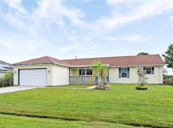 2873 SW Fluvia Street, Port St Lucie, FL 34953