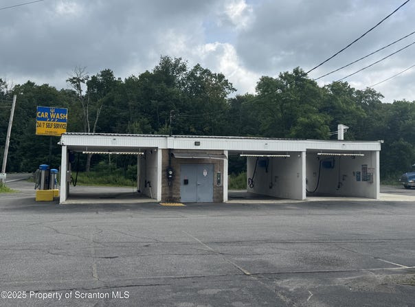 814 State Route 690, Spring Brook Twp, PA 18444