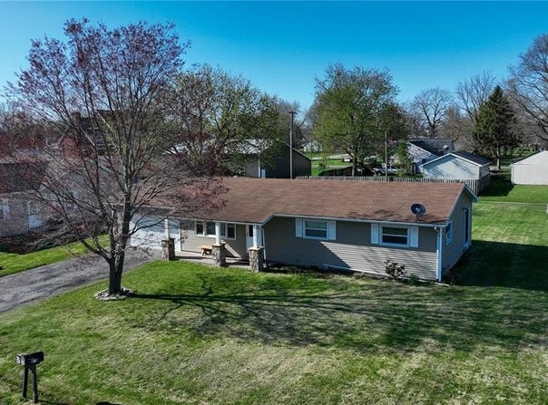 505 Benton Street, Mount Olive, IL 62069