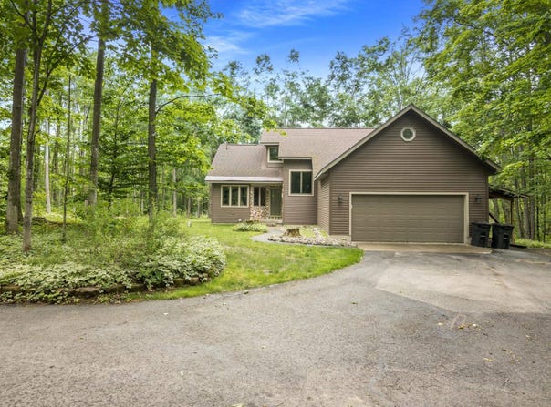 10402 Mt. Frederick Road, Gaylord, MI 49735