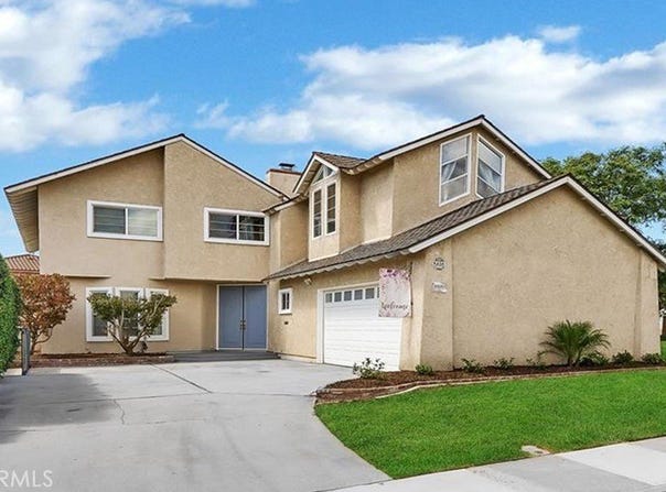 10830 Los Jardines E, Fountain Valley, CA 92708